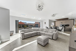 Photo 77- click for photo gallery